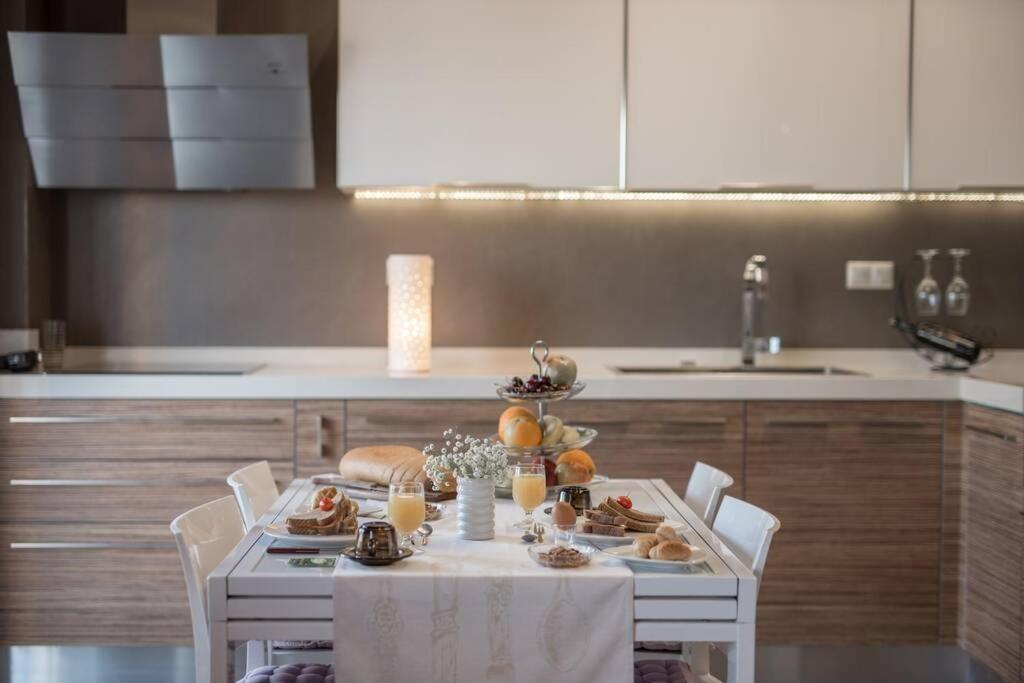 Ioanna Bayview Luxury Apartment إرابيترا المظهر الخارجي الصورة